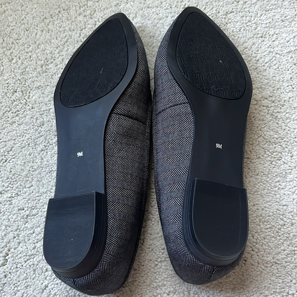 NWOT Ann Merino by Bettye Muller Loafer - Picture 7 of 9